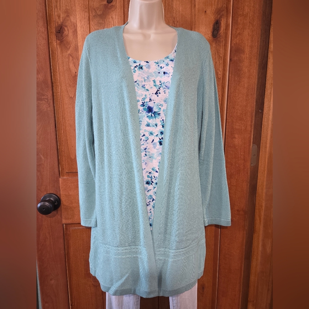 Christopher & Banks Soft Green Open Cardigan